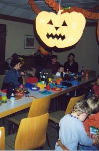 Halloween 2000 (2).jpg